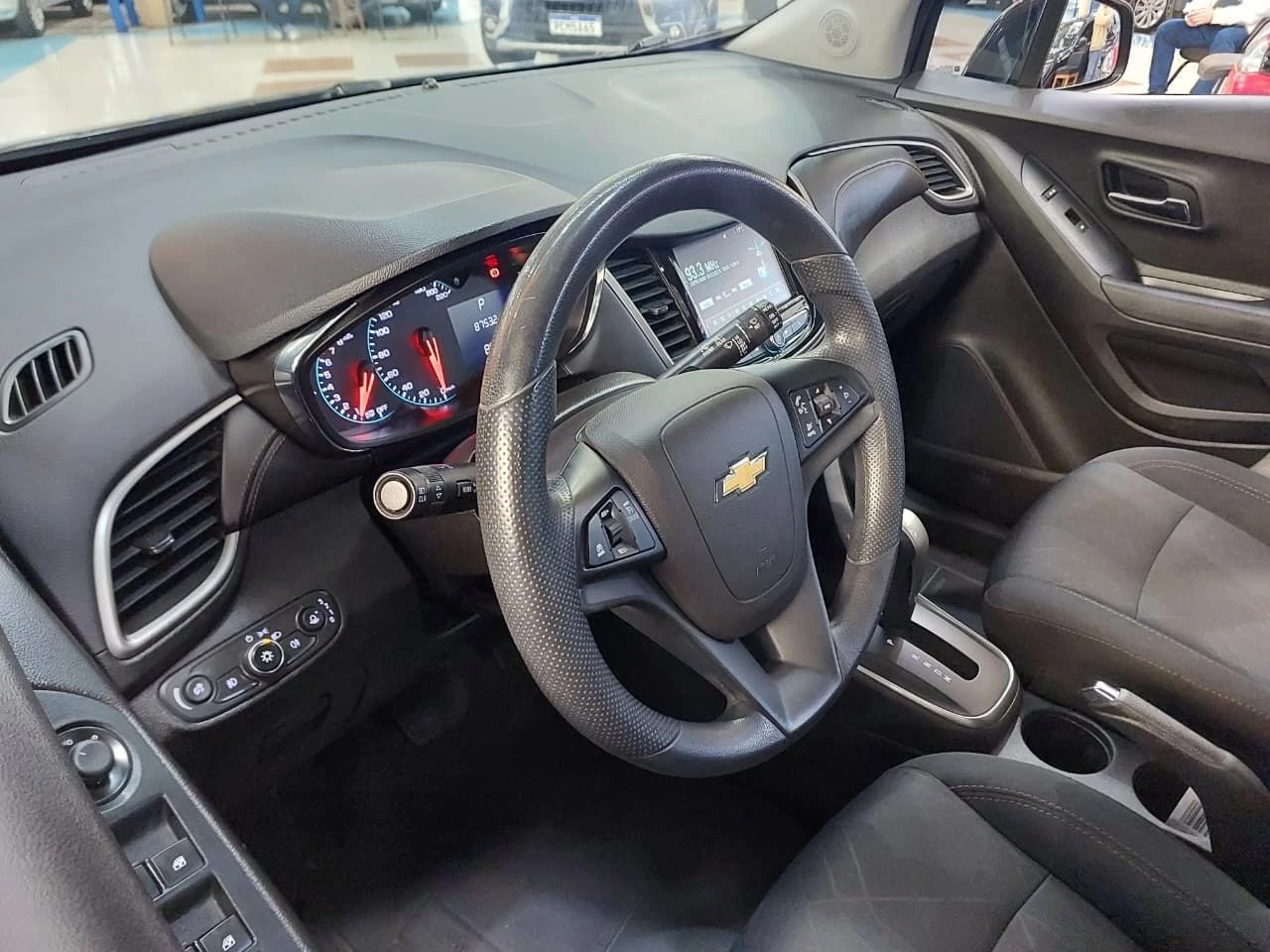 CHEVROLET TRACKER