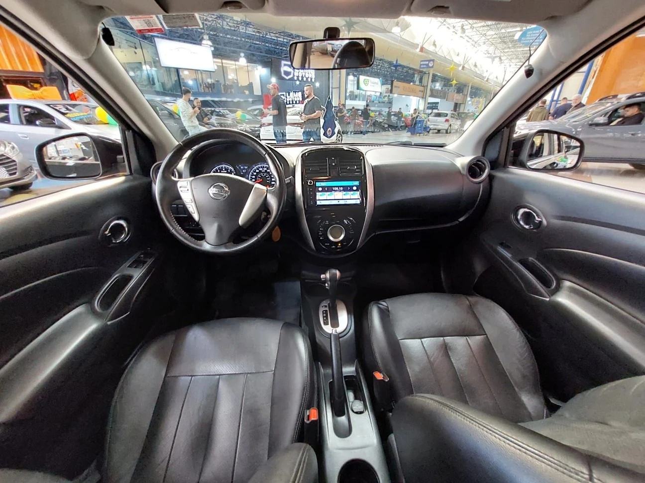 NISSAN VERSA