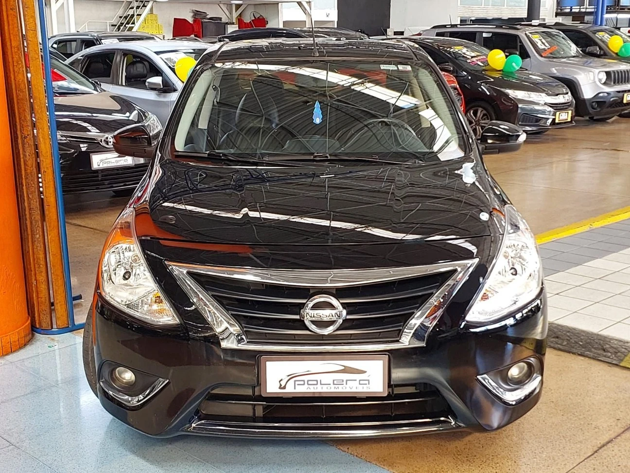 NISSAN VERSA
