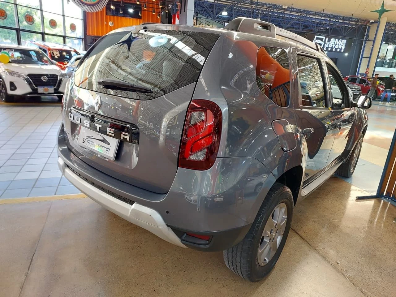 RENAULT DUSTER