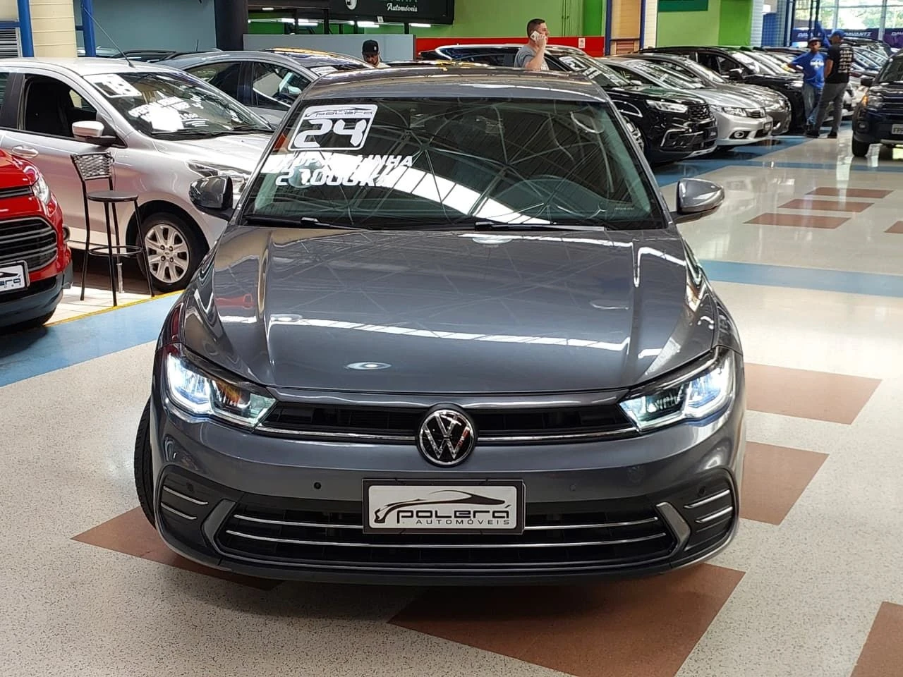 VOLKSWAGEN POLO