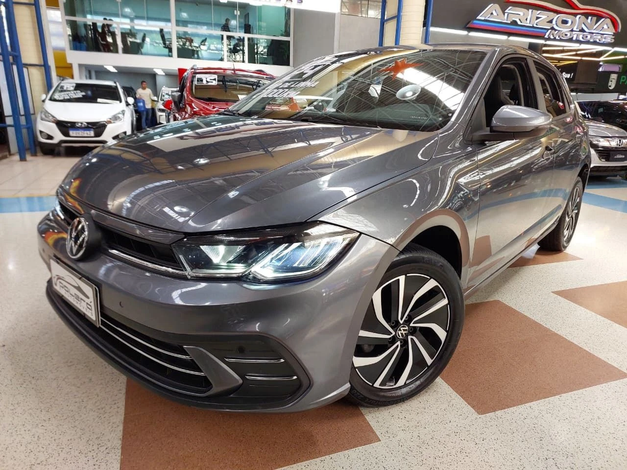 VOLKSWAGEN POLO