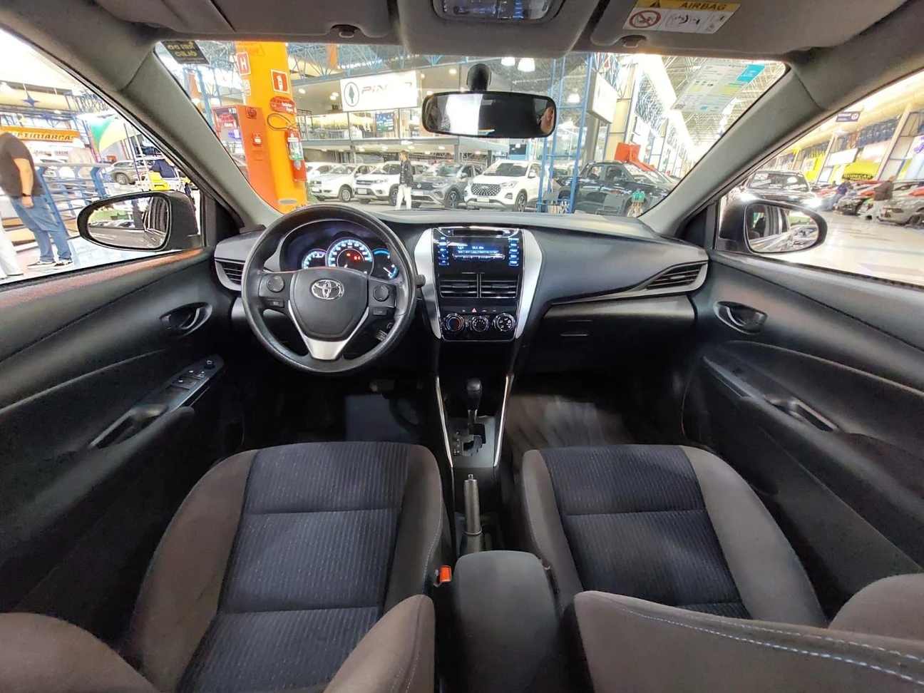 TOYOTA YARIS