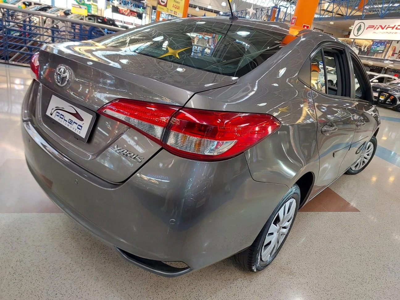 TOYOTA YARIS