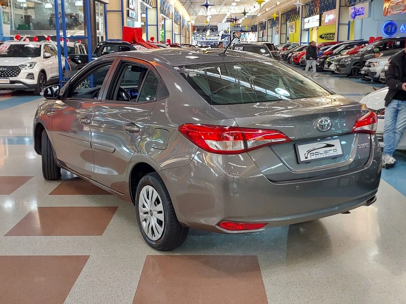 TOYOTA YARIS
