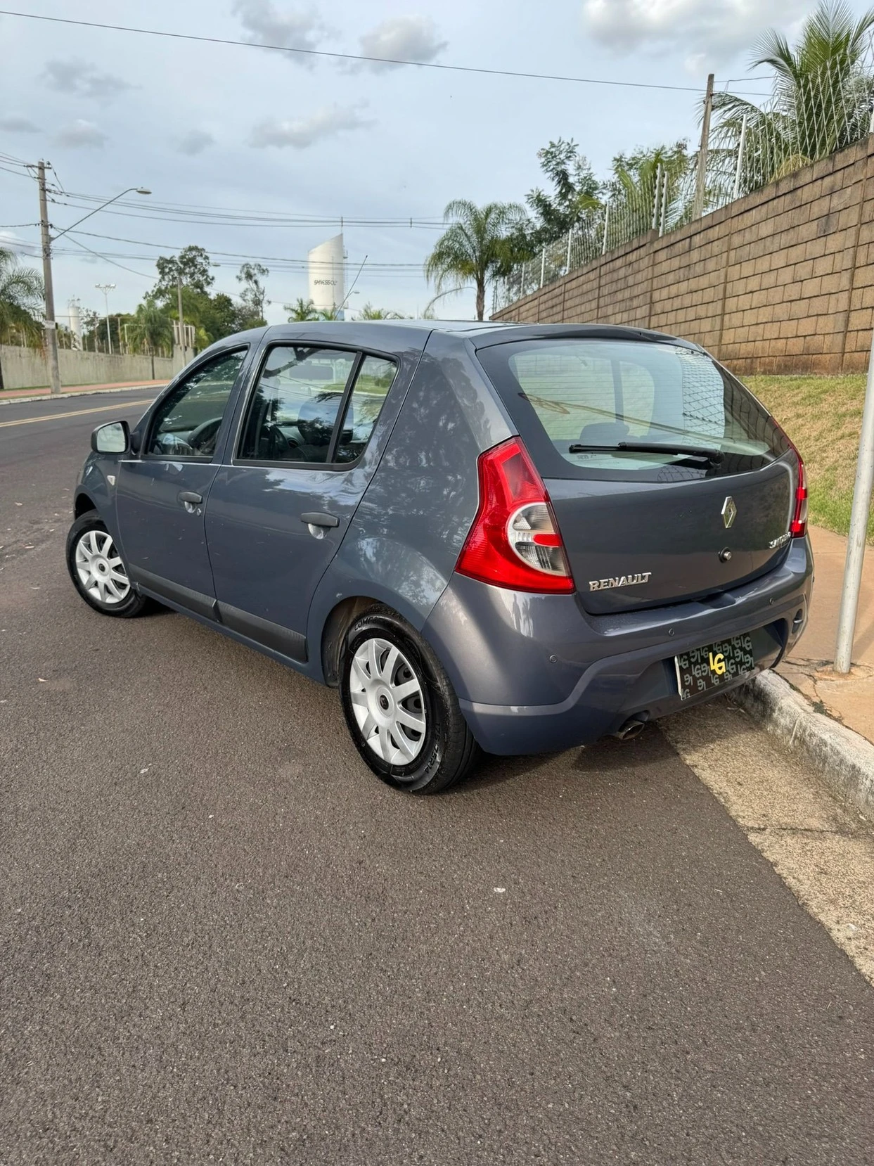 RENAULT SANDERO
