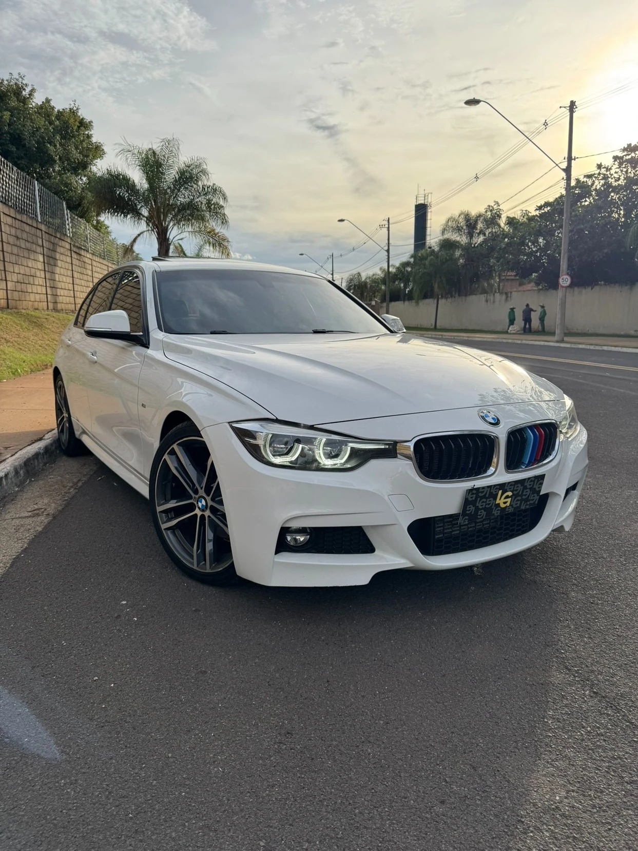 BMW 328I