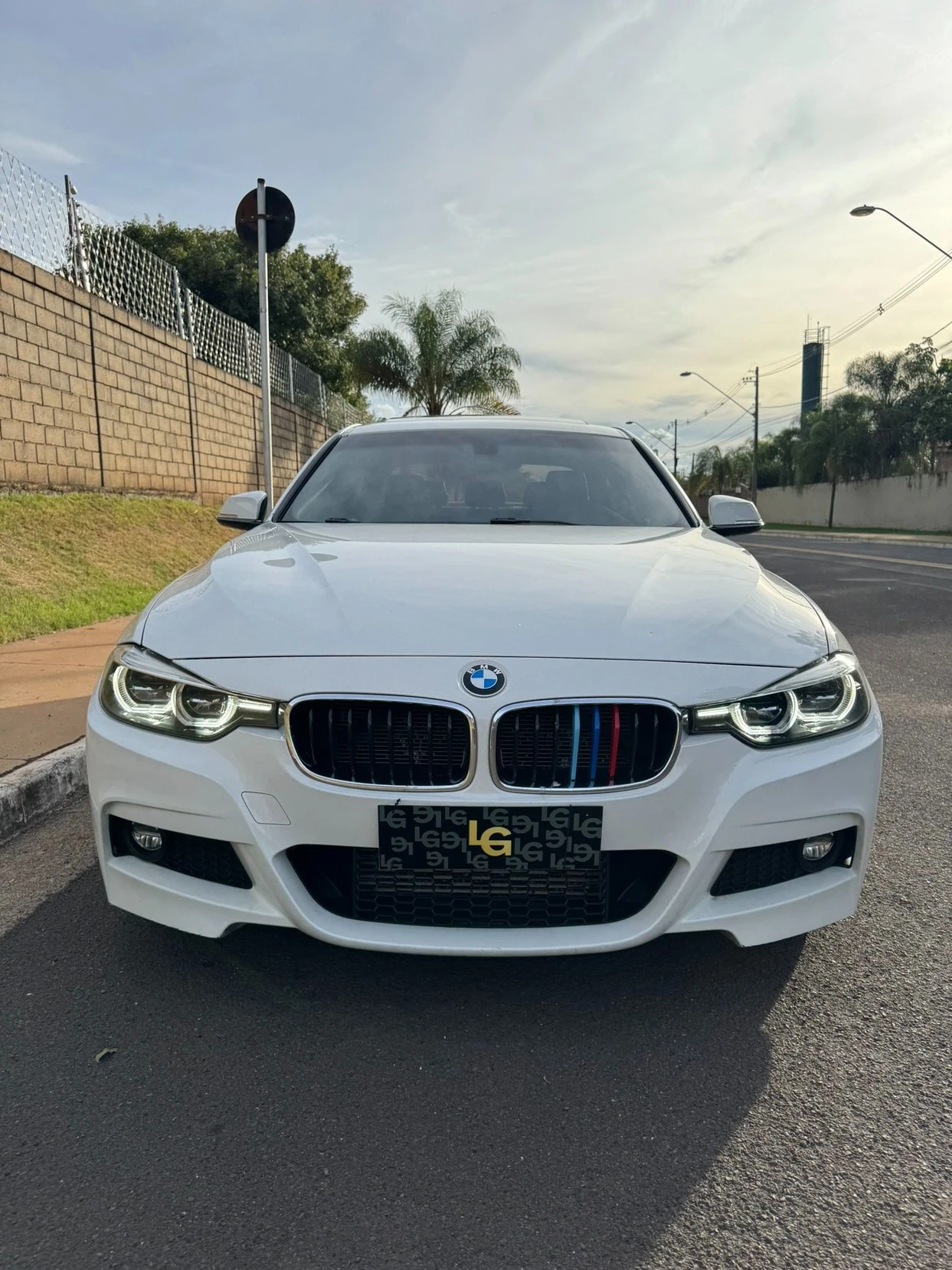 BMW 328I