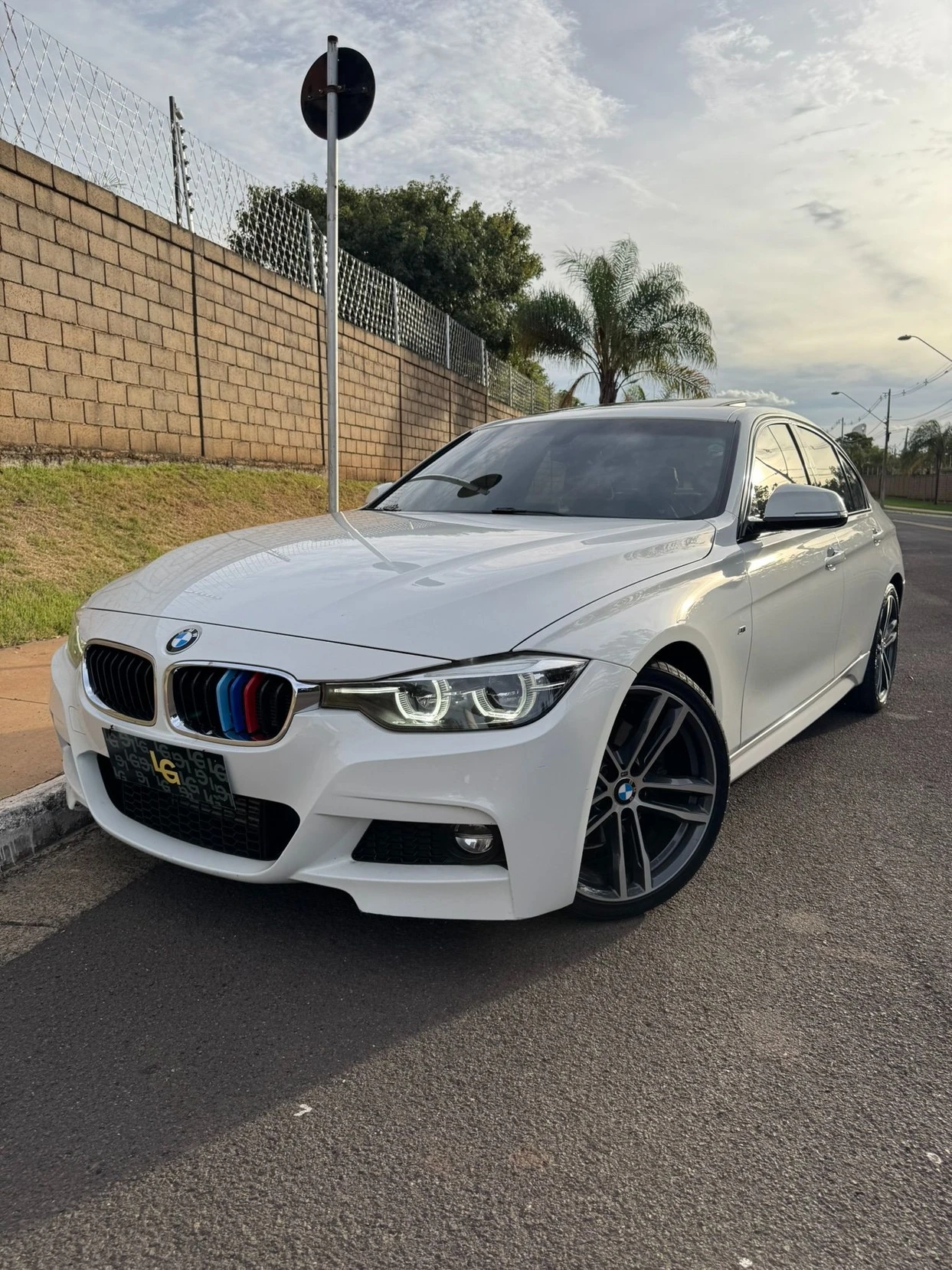 BMW 328I