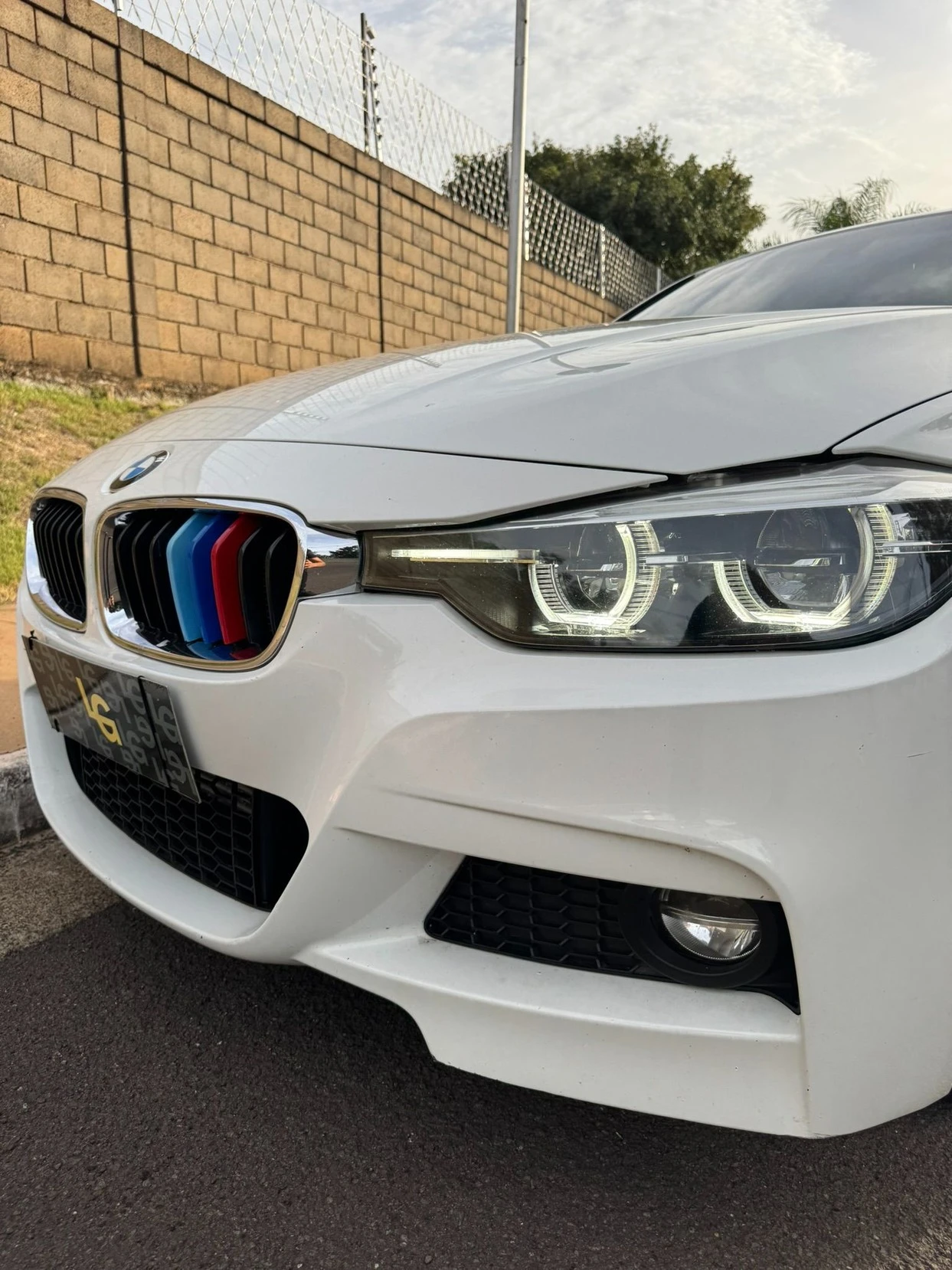 BMW 328I