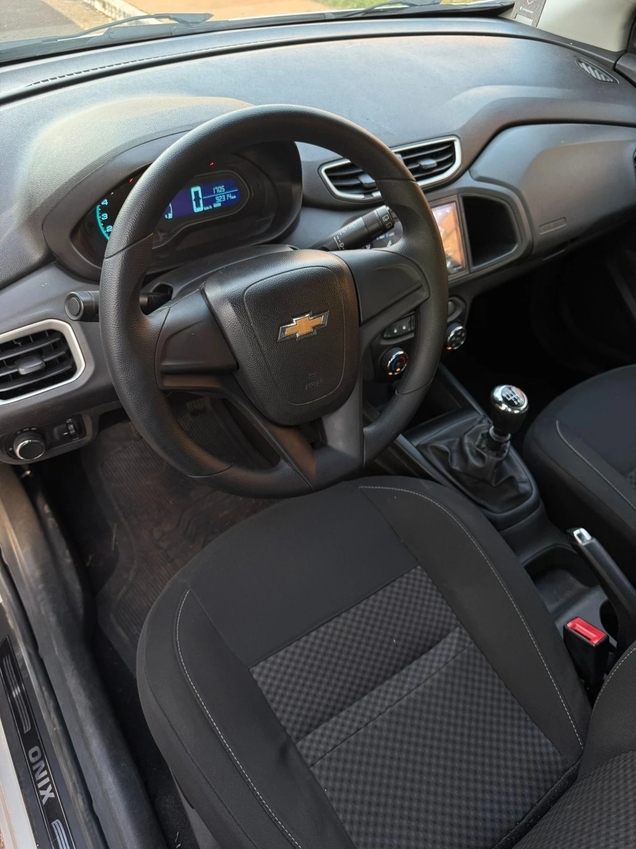 CHEVROLET ONIX