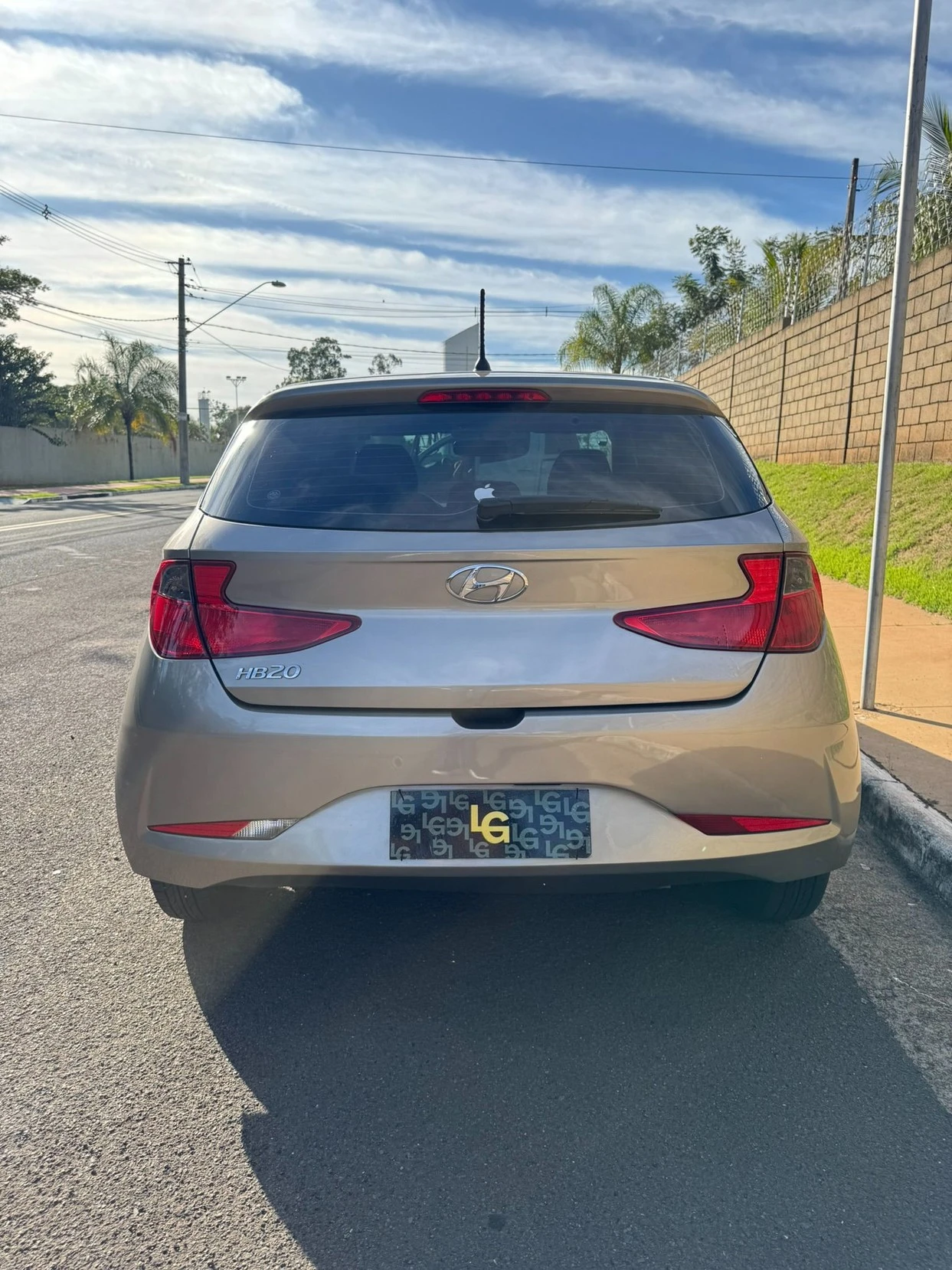 HYUNDAI HB20