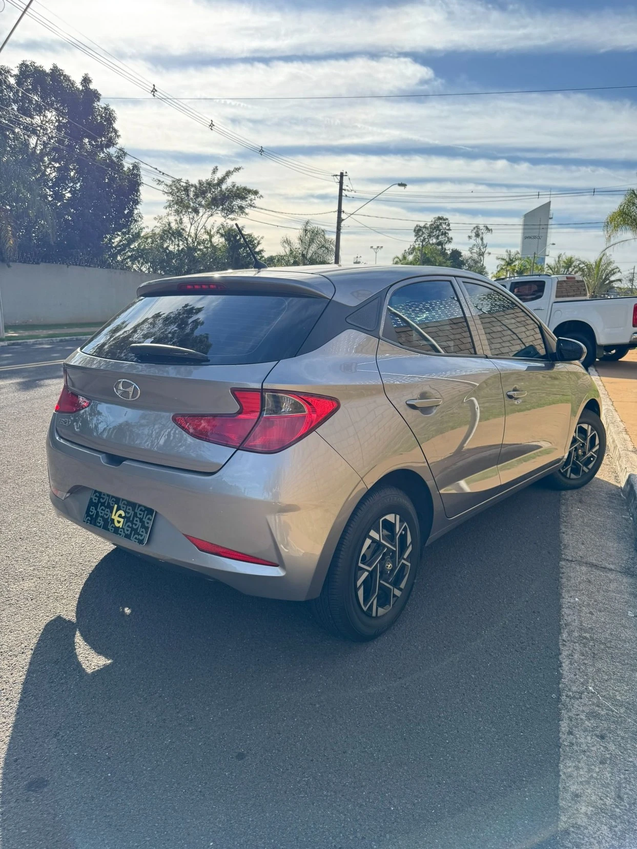 HYUNDAI HB20
