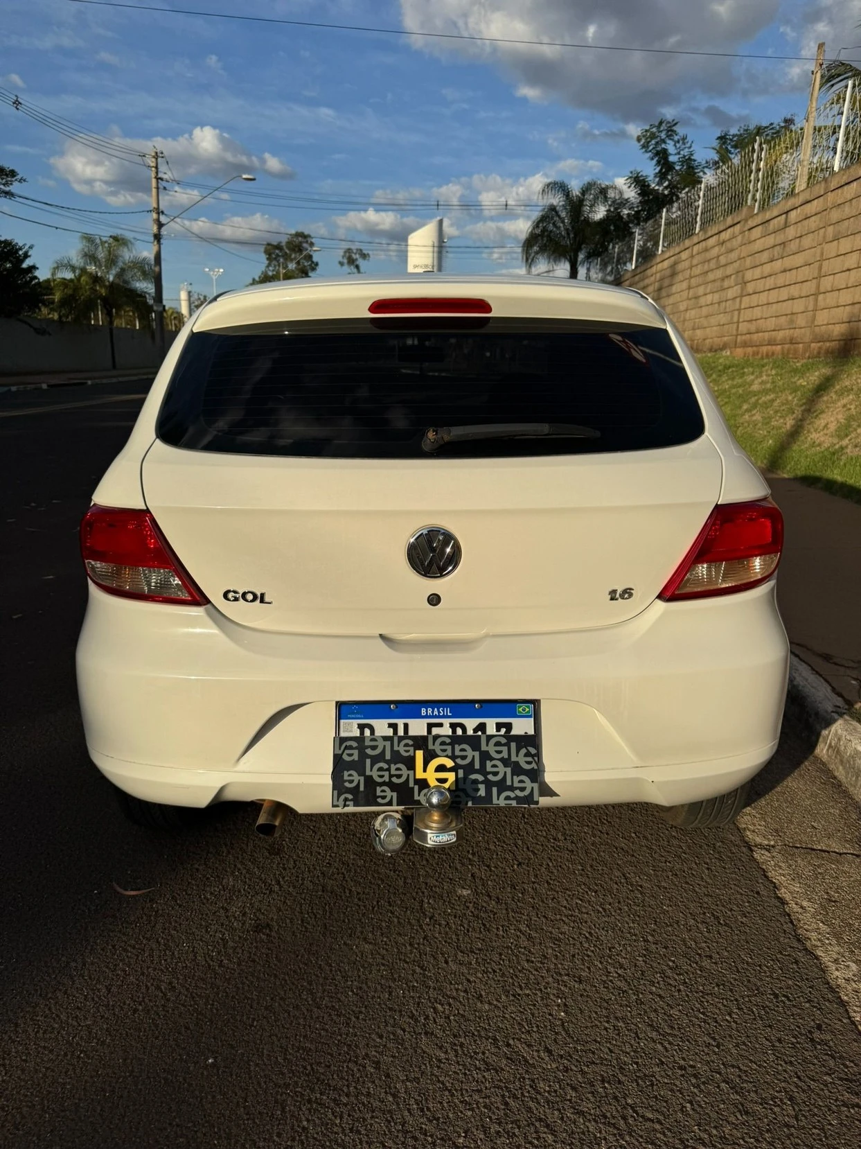 VOLKSWAGEN GOL