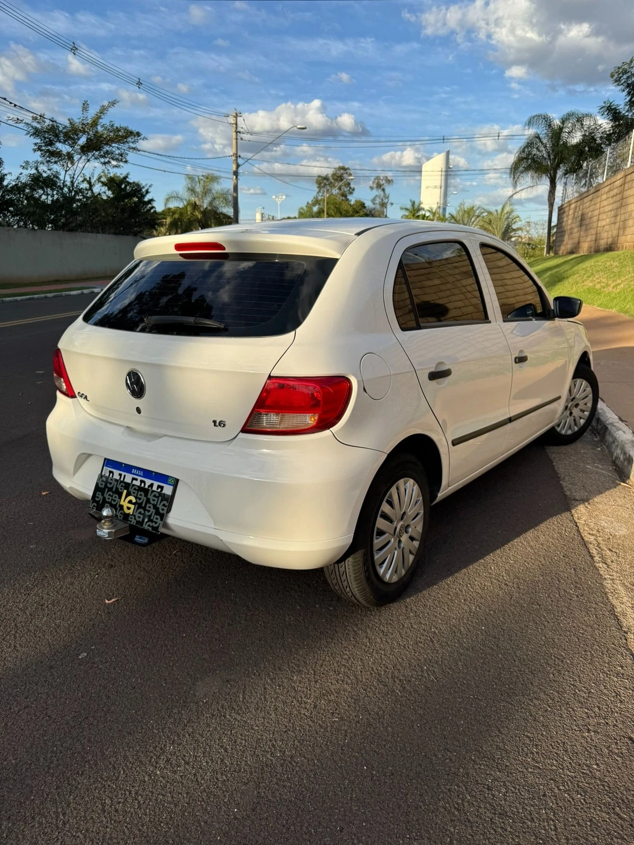 VOLKSWAGEN GOL