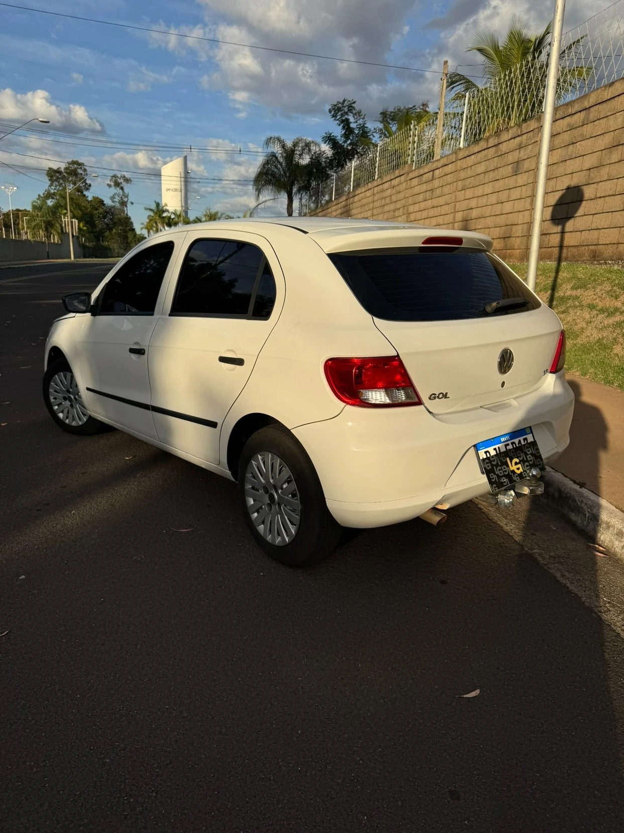 VOLKSWAGEN GOL