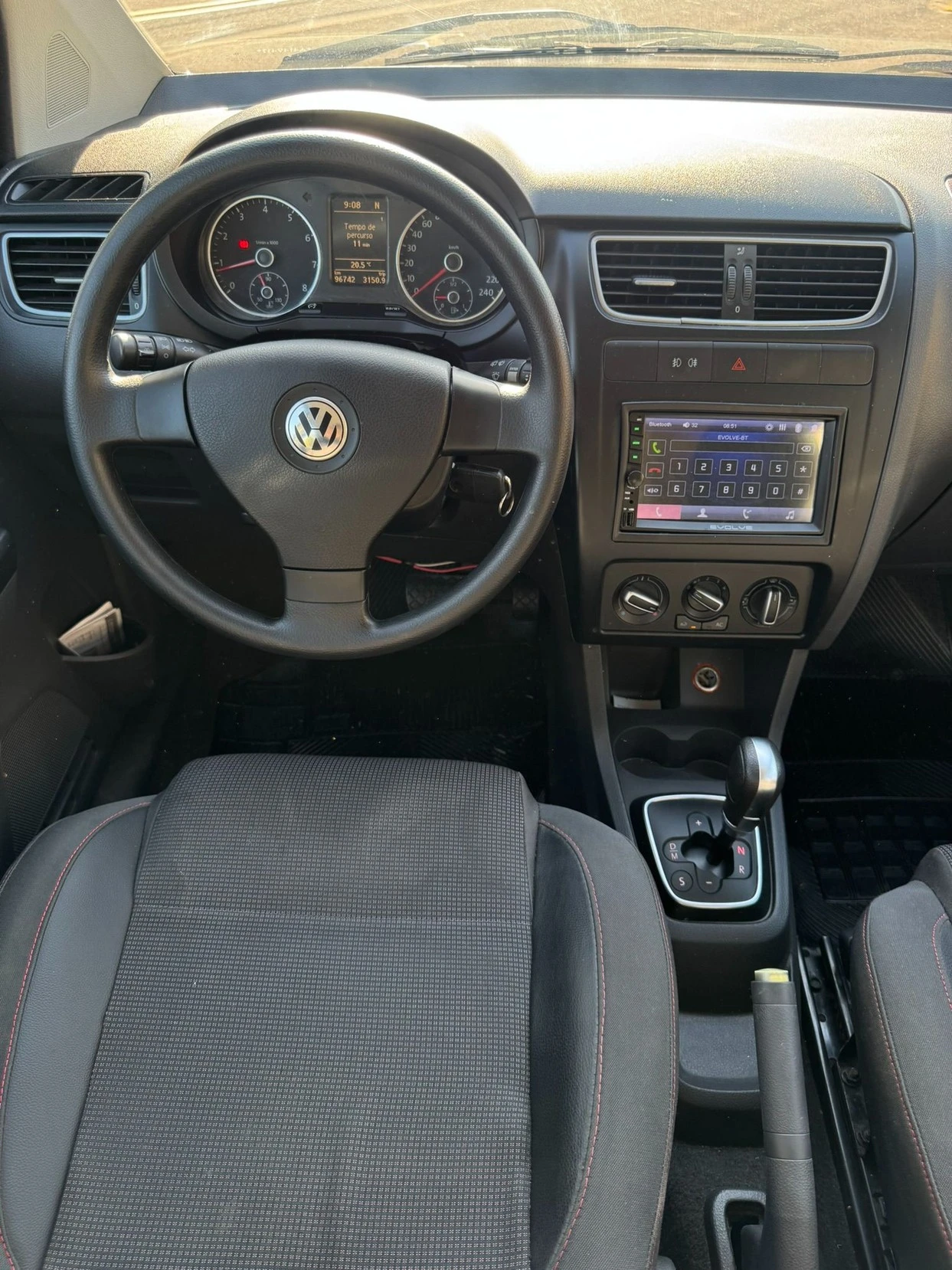VOLKSWAGEN FOX
