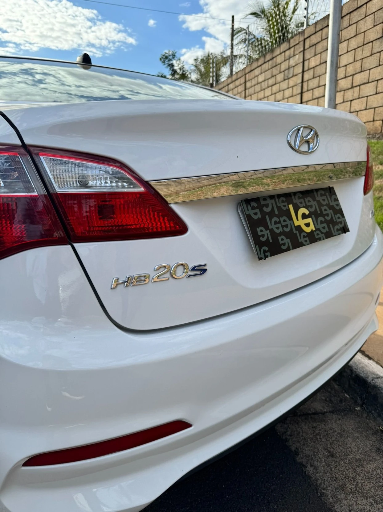 HYUNDAI HB20S
