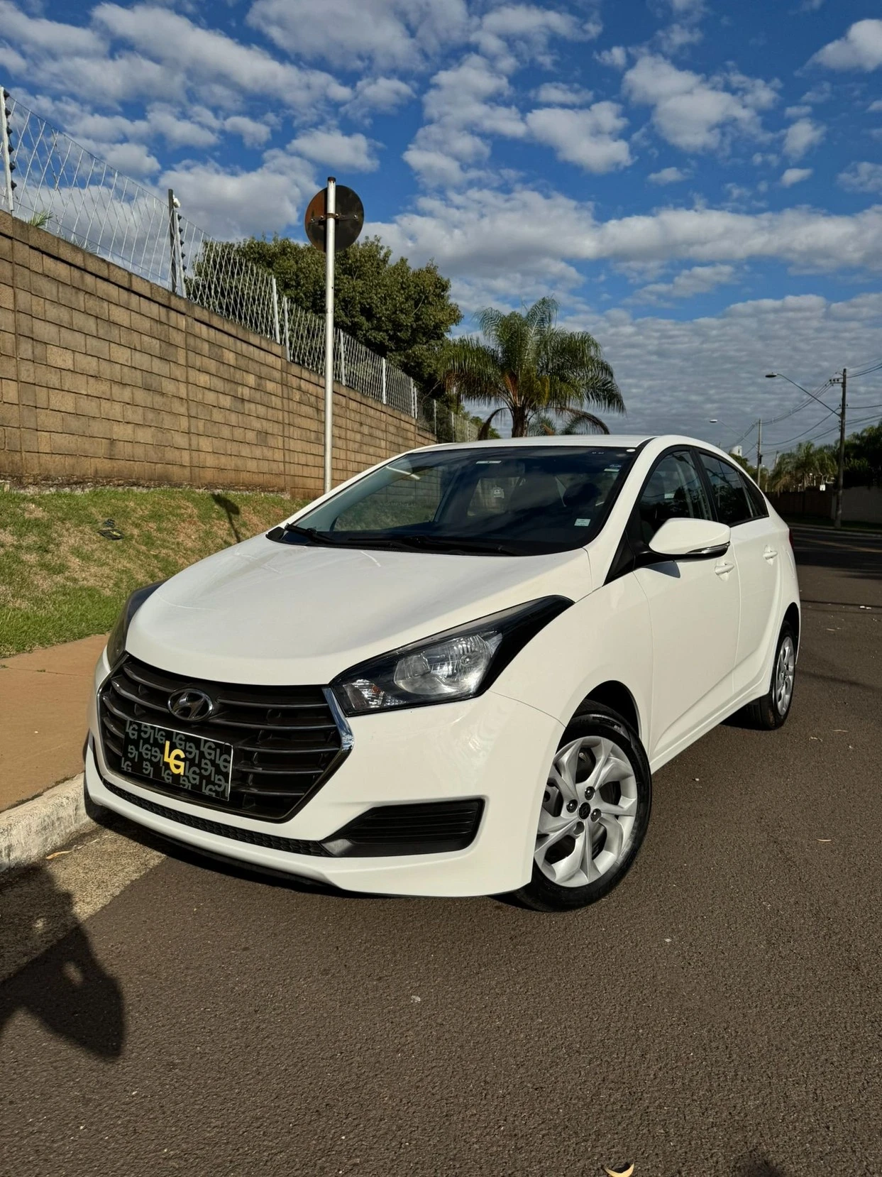 HYUNDAI HB20S
