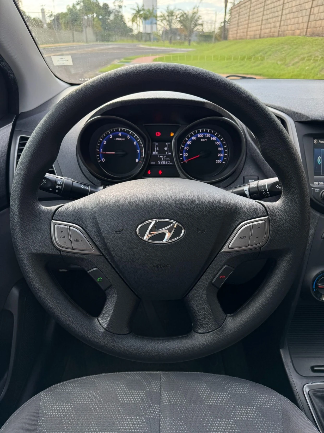 HYUNDAI HB20S