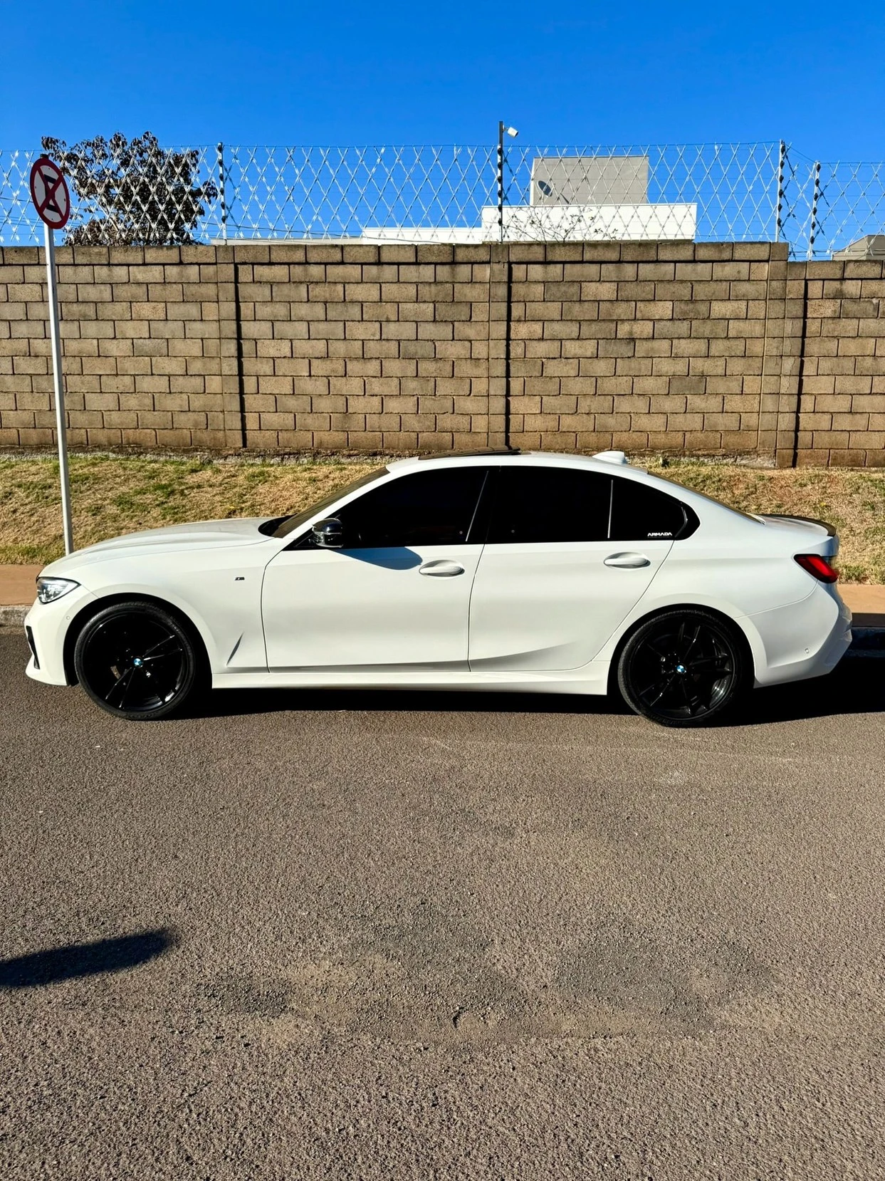 BMW 320I