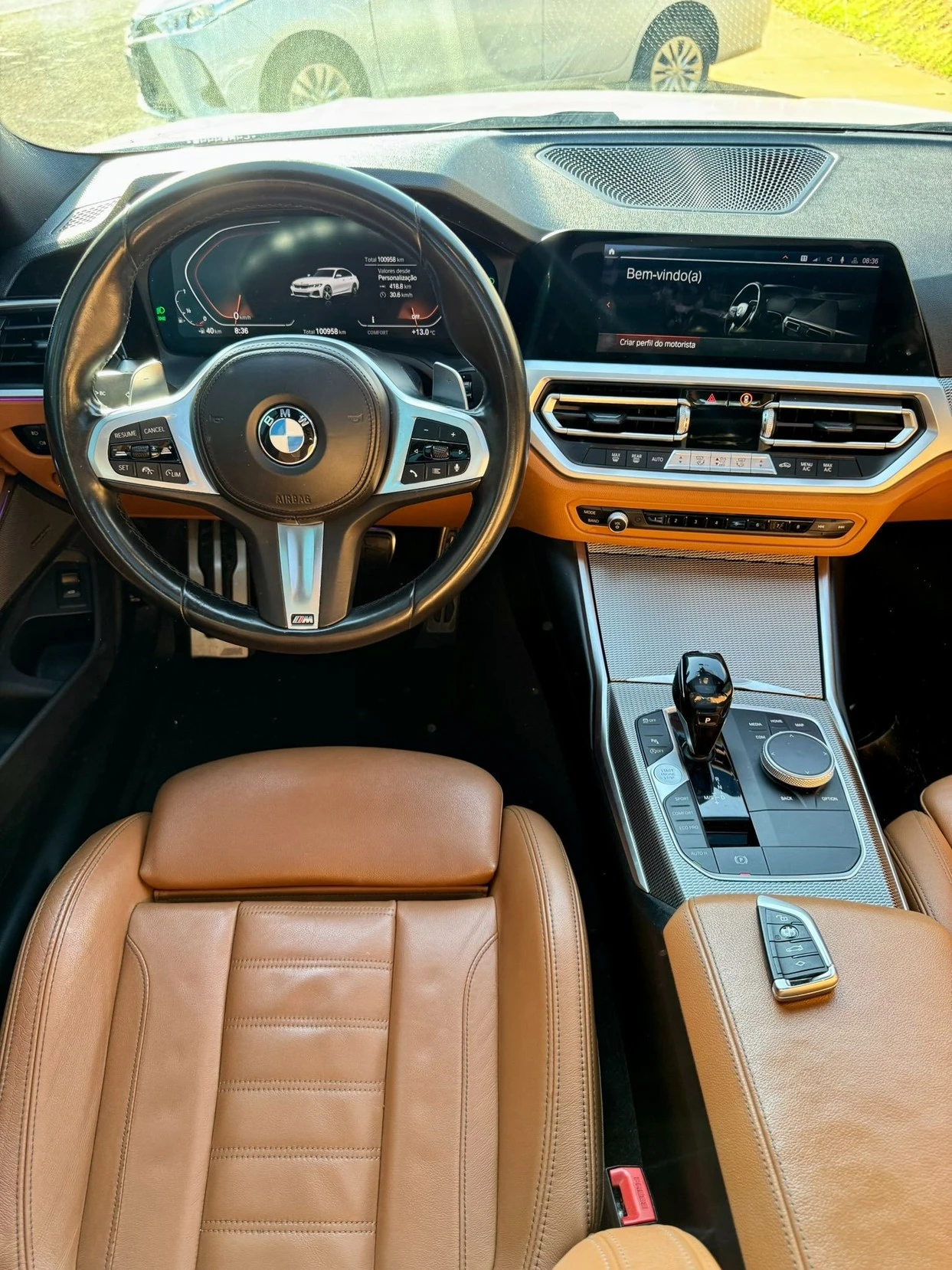 BMW 320I