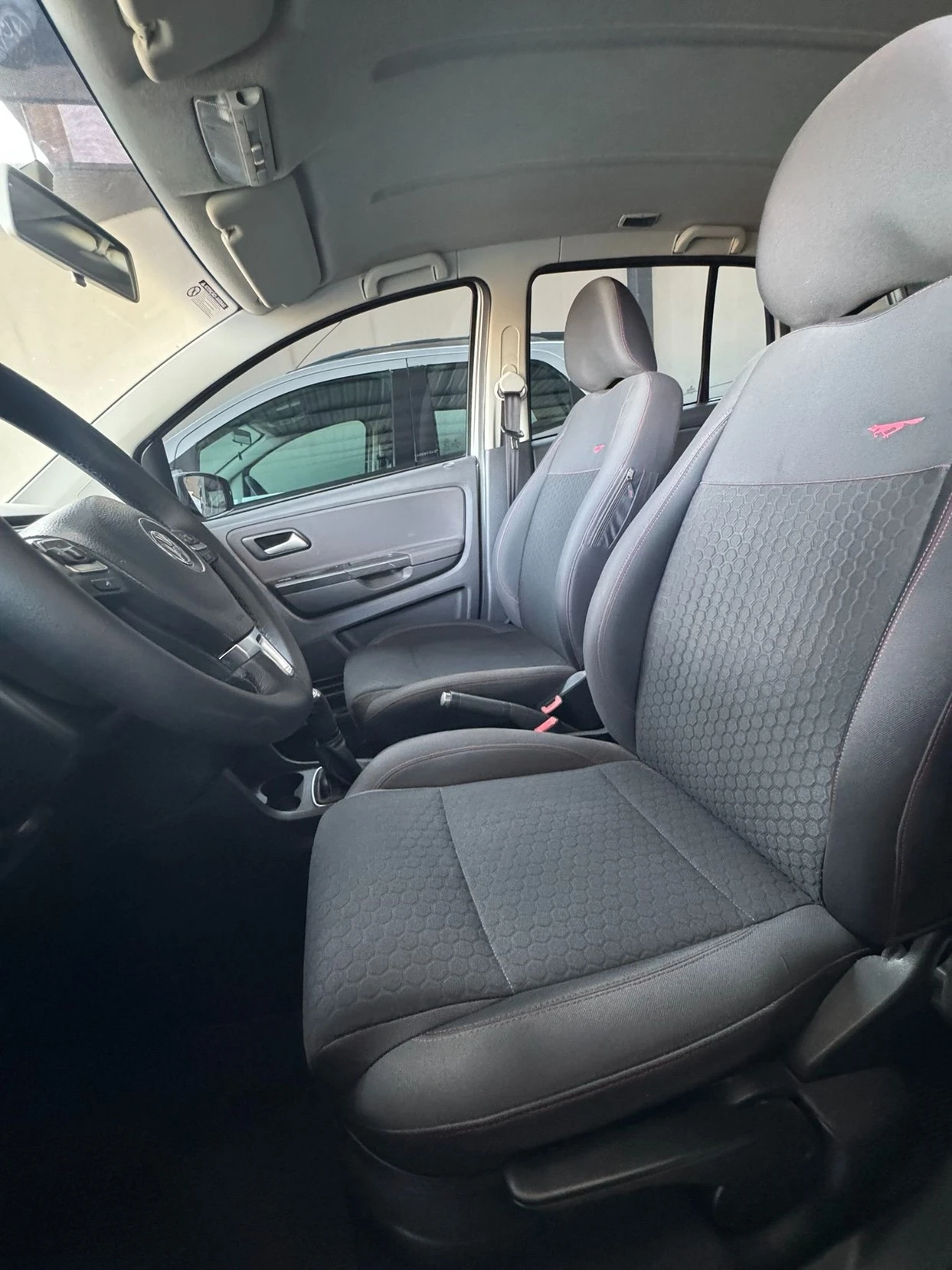 VOLKSWAGEN CROSSFOX