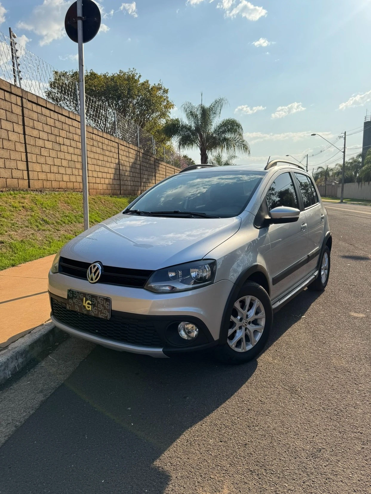 VOLKSWAGEN CROSSFOX