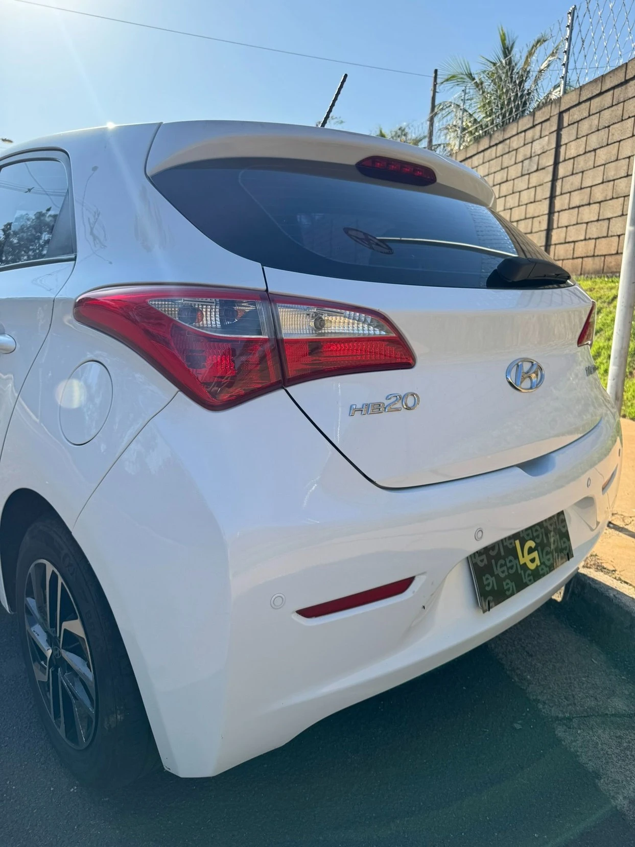 HYUNDAI HB20