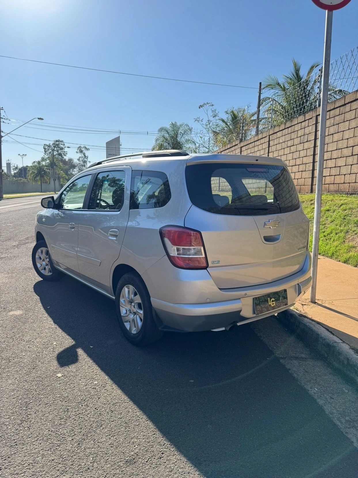 CHEVROLET SPIN