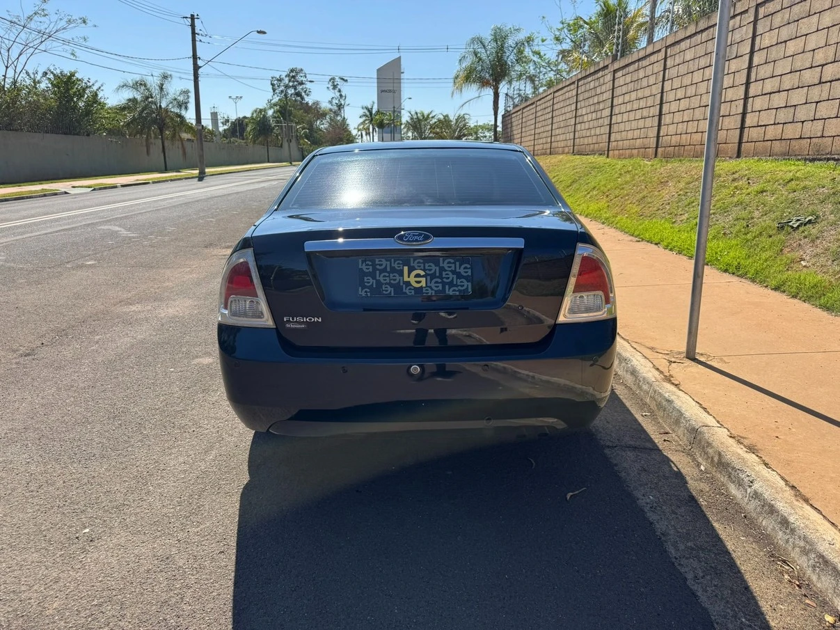 FORD FUSION