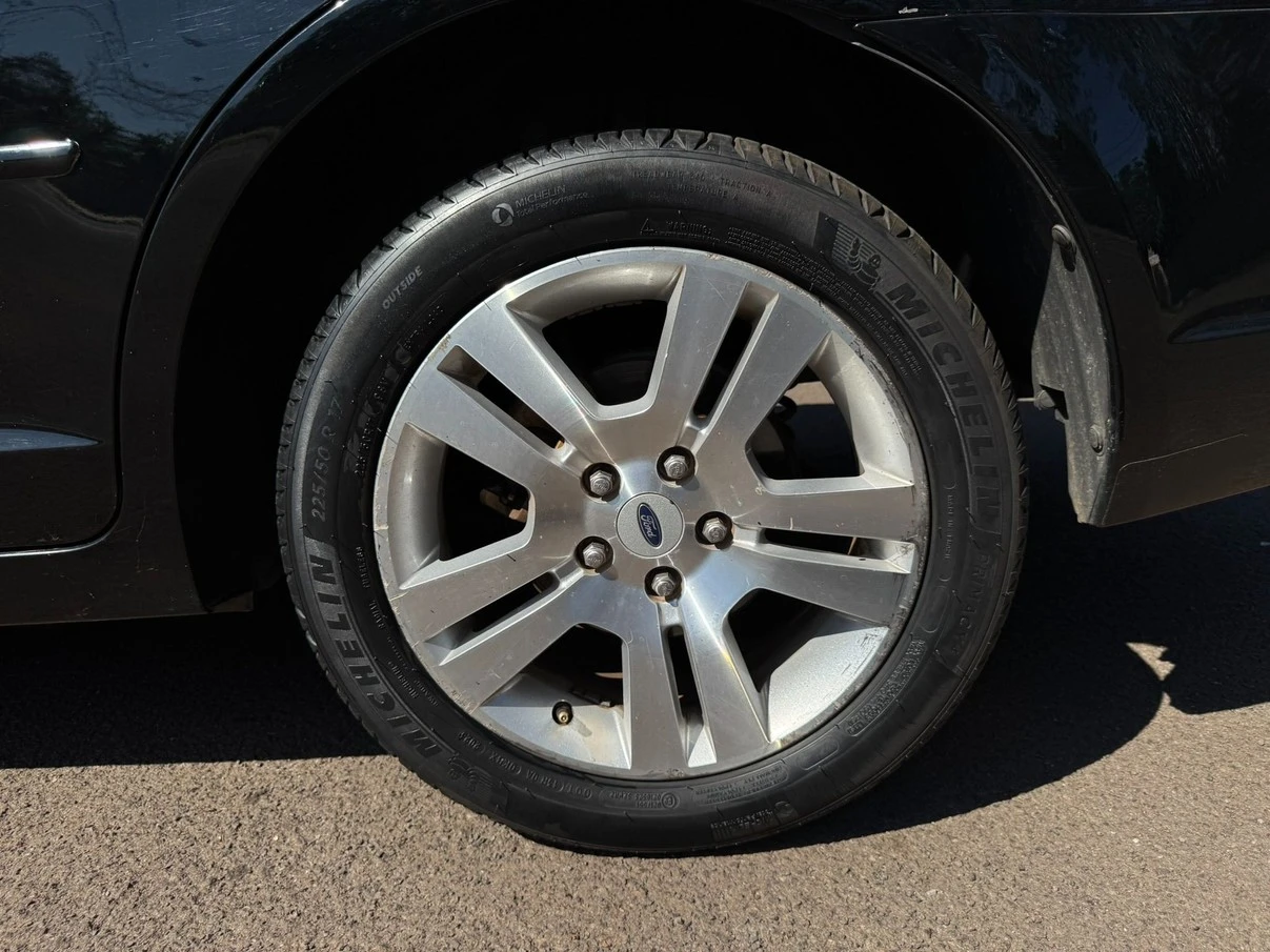 FORD FUSION
