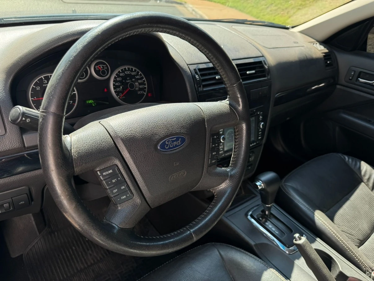 FORD FUSION