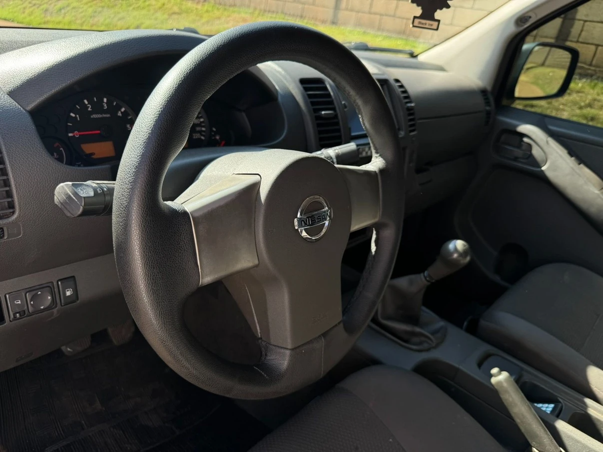 NISSAN FRONTIER