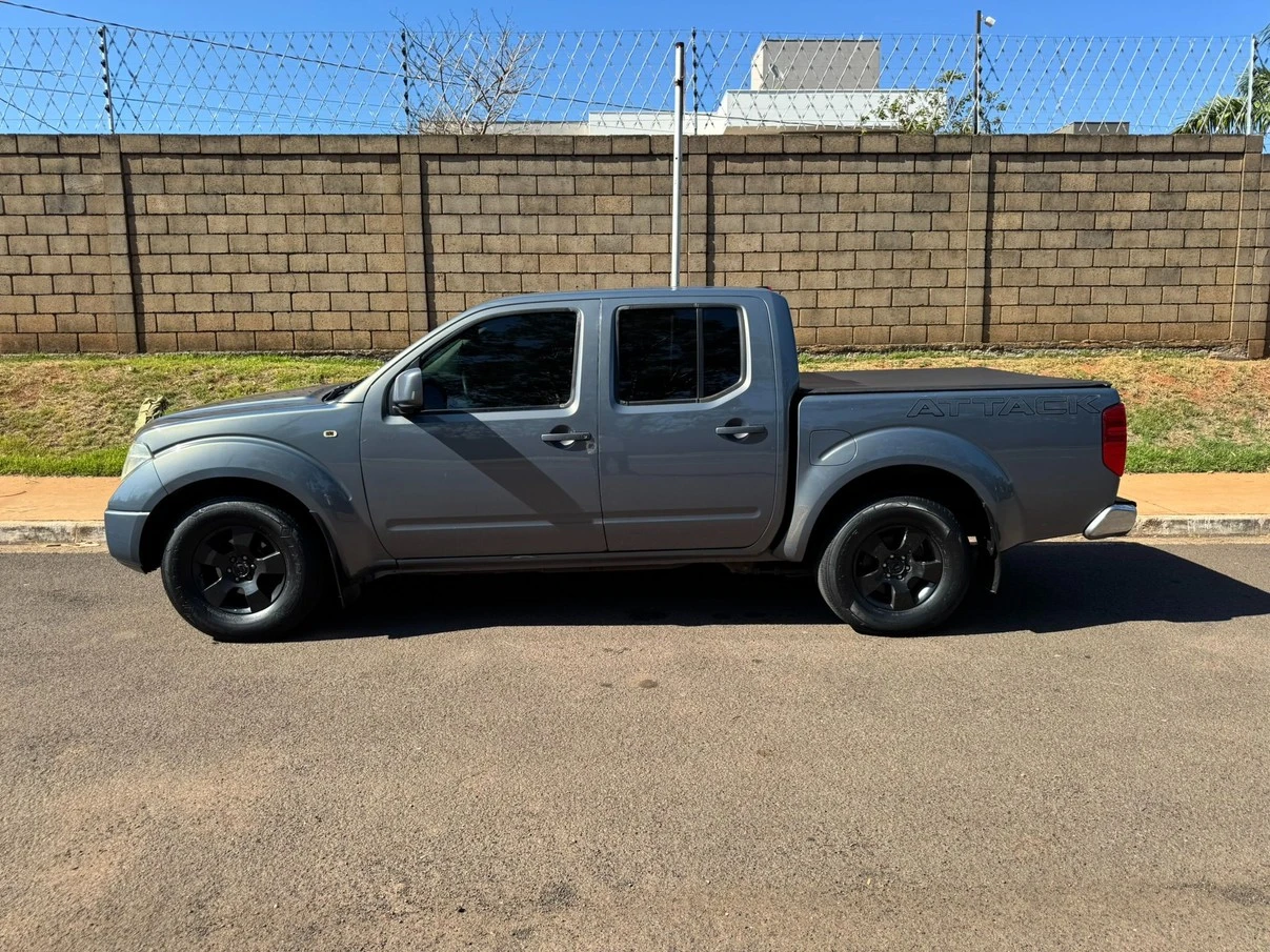 NISSAN FRONTIER
