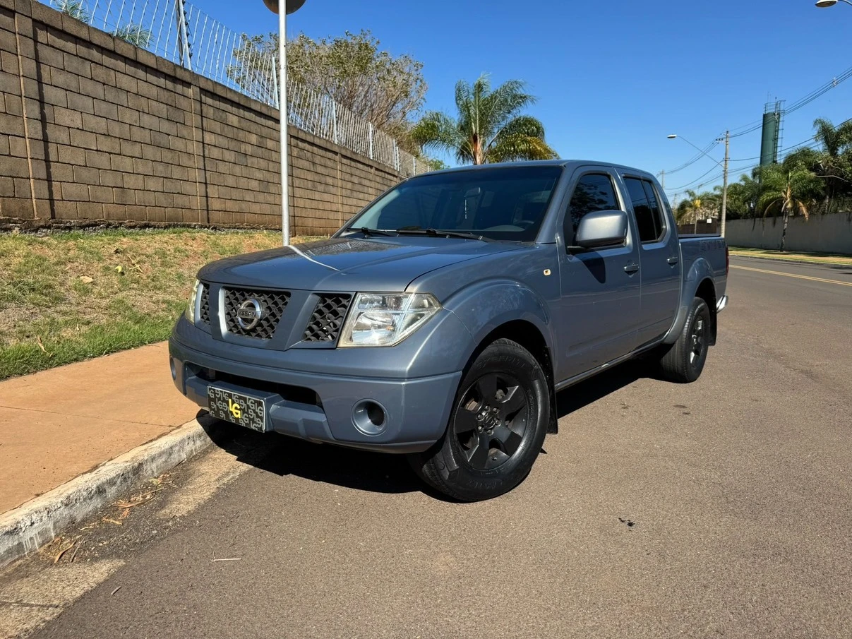 NISSAN FRONTIER