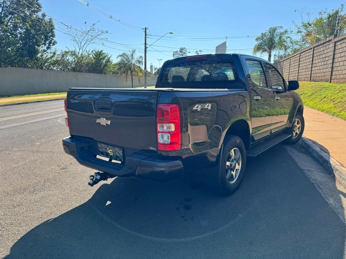CHEVROLET S10