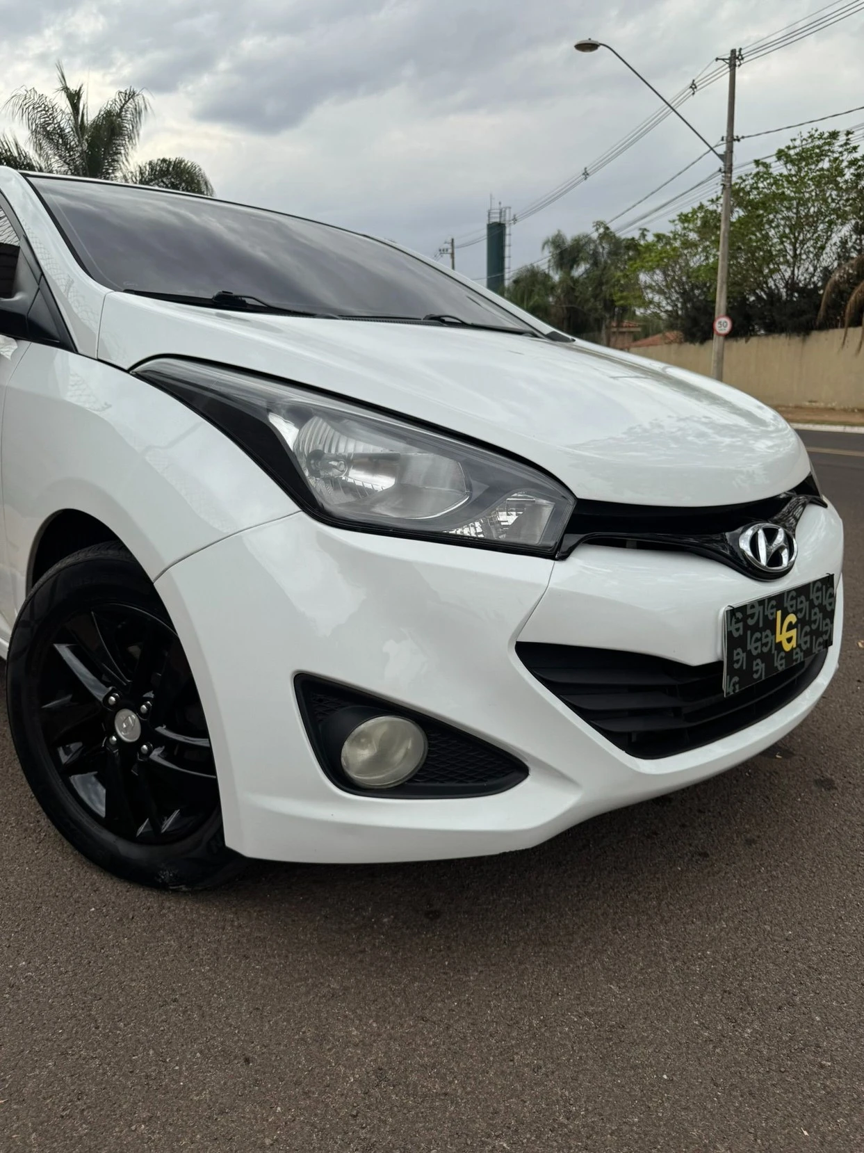 HYUNDAI HB20