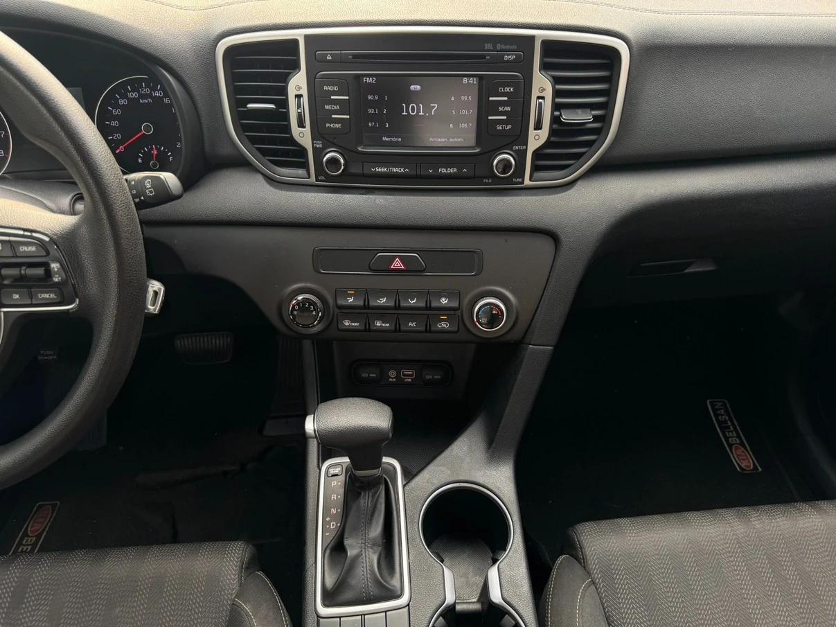 KIA SPORTAGE