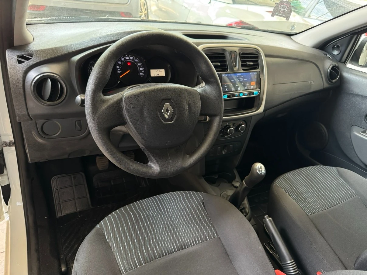 RENAULT SANDERO