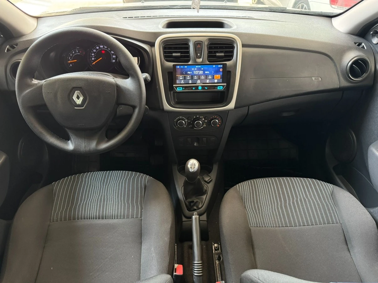 RENAULT SANDERO