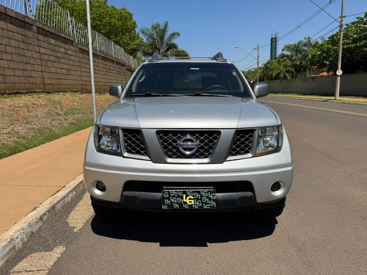 NISSAN FRONTIER