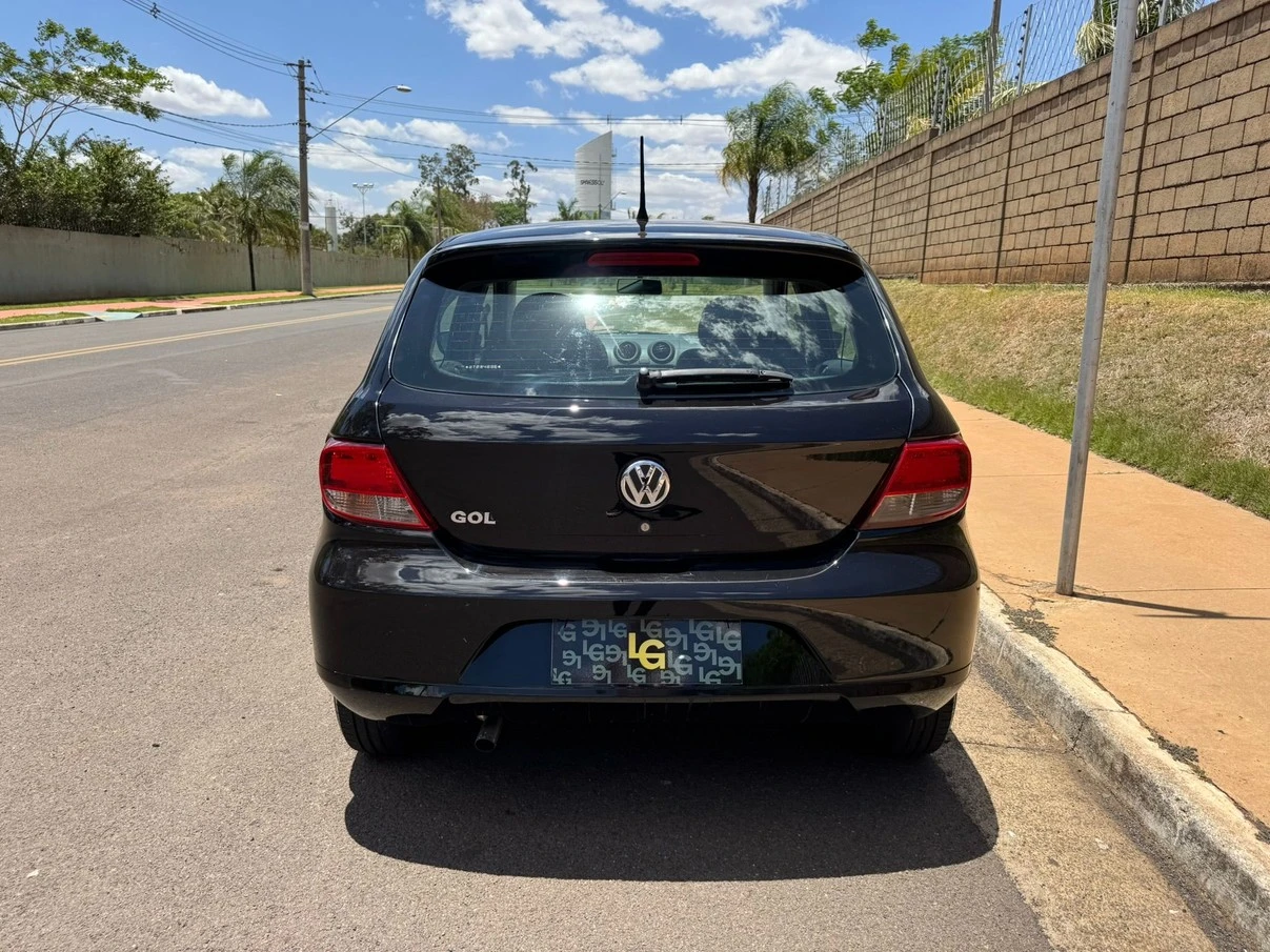 VOLKSWAGEN GOL