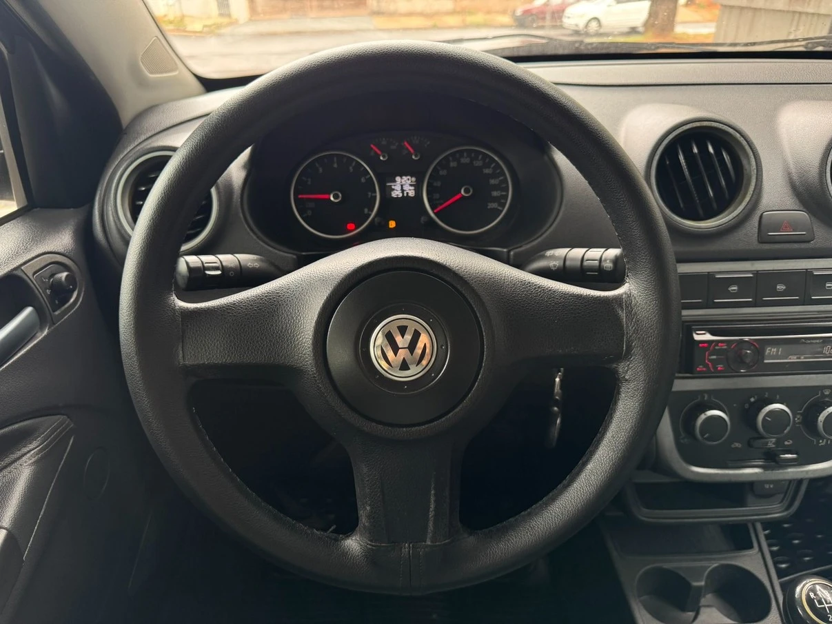 VOLKSWAGEN GOL