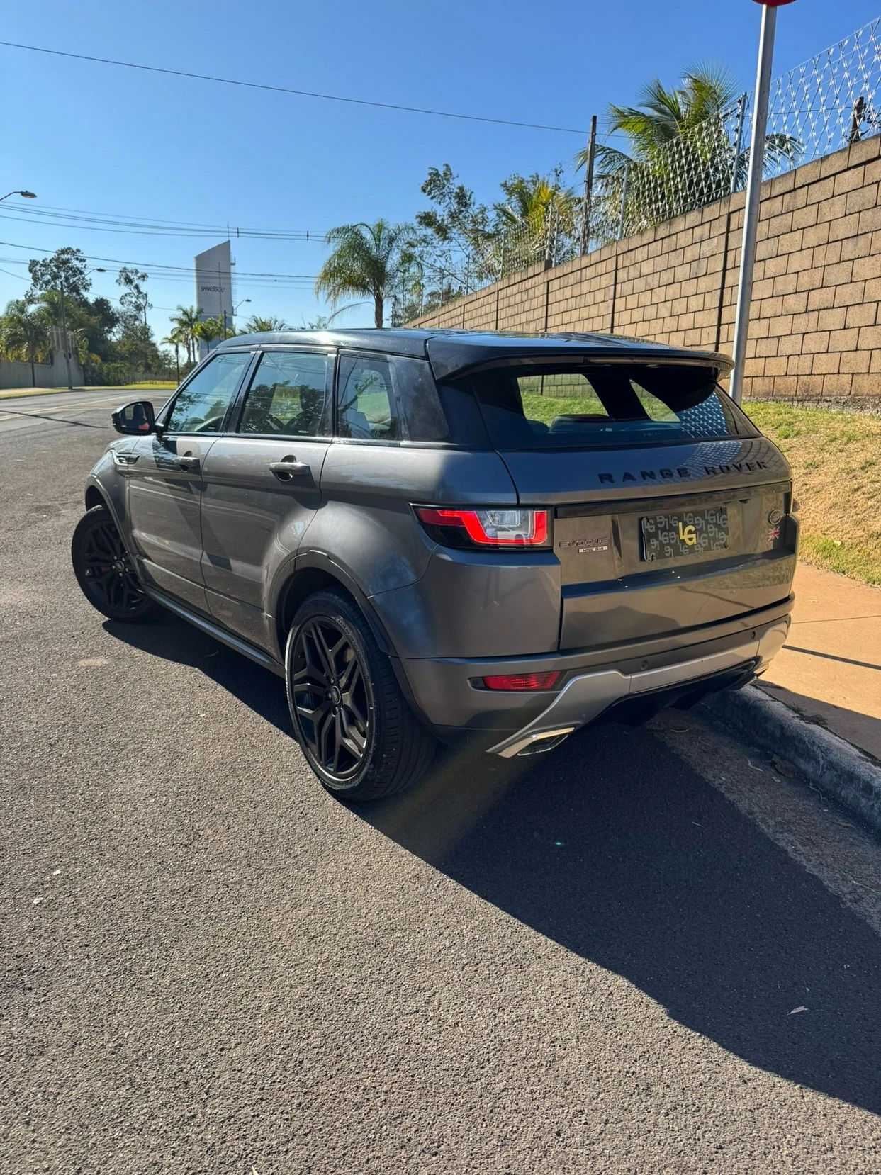 LAND ROVER RANGE ROVER EVOQUE