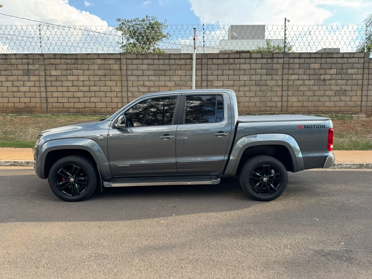 VOLKSWAGEN AMAROK