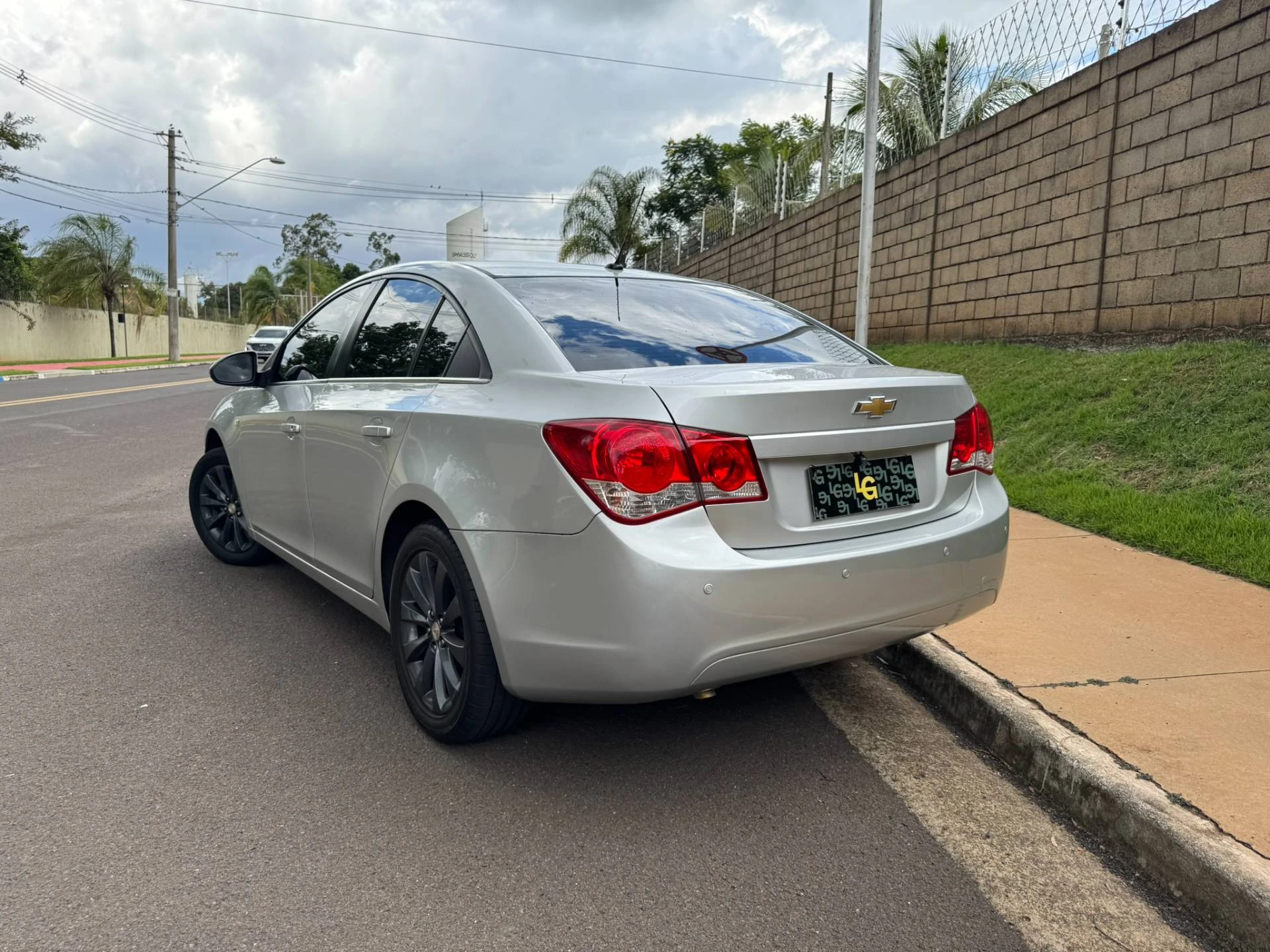 CHEVROLET CRUZE