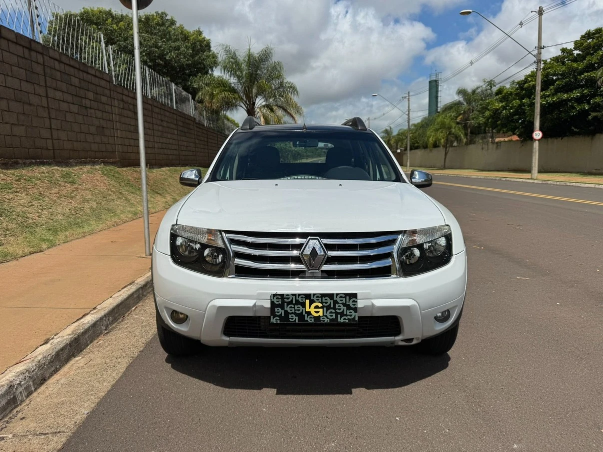 RENAULT DUSTER
