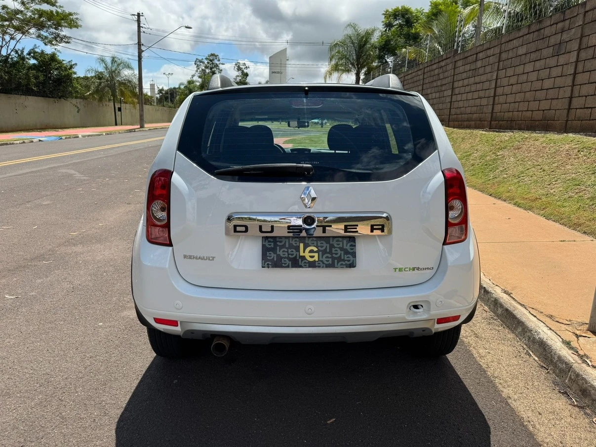 RENAULT DUSTER