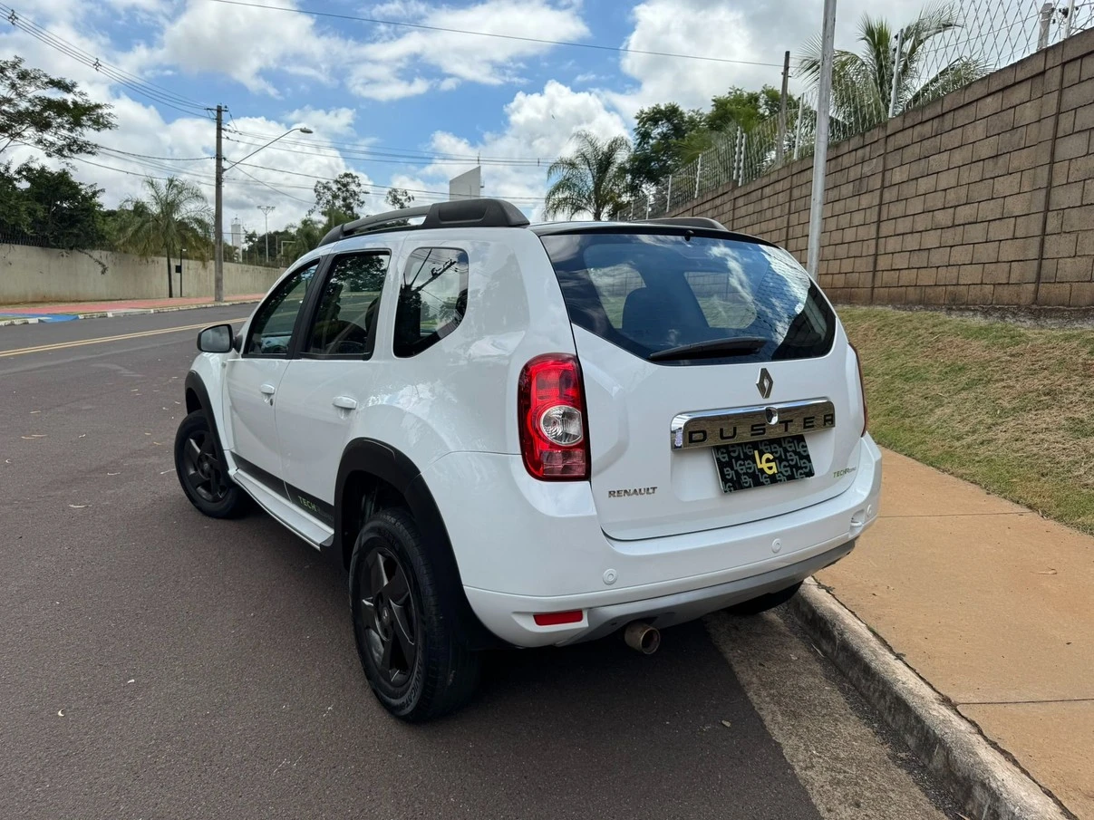 RENAULT DUSTER